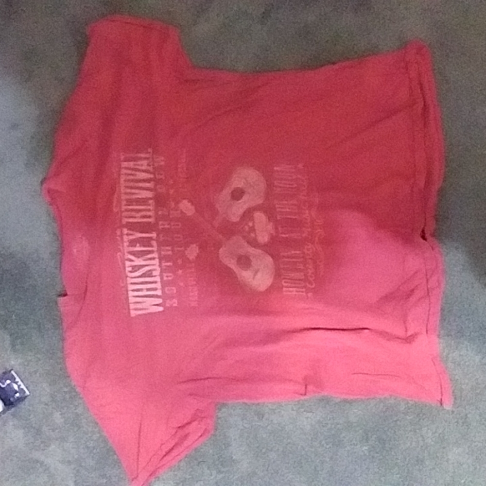 Lucky brand t shirt